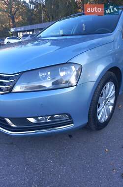 Универсал Volkswagen Passat 2013 в Виннице