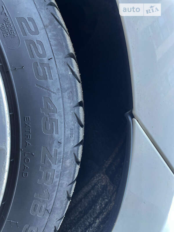 Седан Volkswagen Passat 2011 в Києві