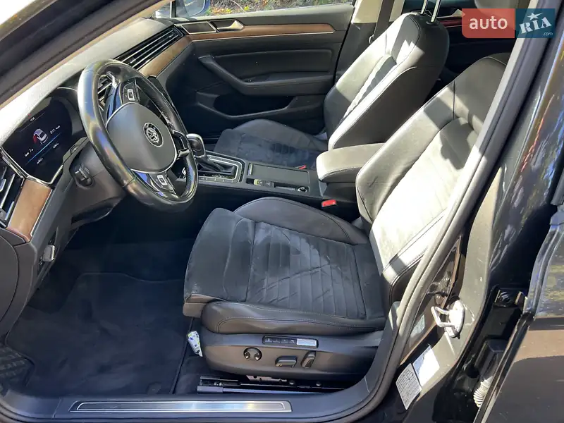 Volkswagen Passat 2018 VIN WVWZZZ3CZJE152620 фото оголошення 26 з 59