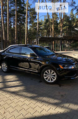 Седан Volkswagen Passat 2013 в Бучі