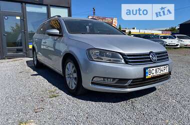 Універсал Volkswagen Passat 2011 в Львові