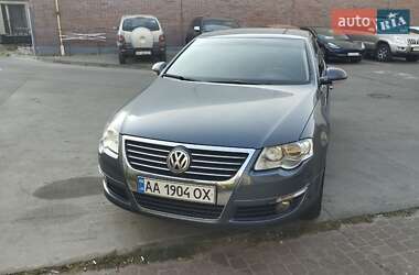 Седан Volkswagen Passat 2010 в 