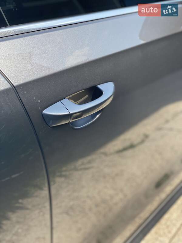 Седан Volkswagen Passat 2015 в Одессе фото 34 Седан Volkswagen Passat 2015 в Одессе