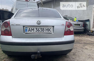 Седан Volkswagen Passat 2001 в Житомирі