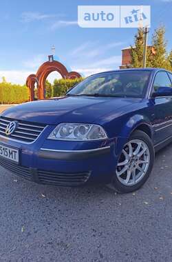 Седан Volkswagen Passat 2001 в Змиеве