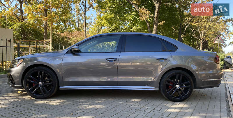 Седан Volkswagen Passat 2018 в Одессе