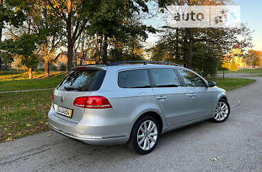 Универсал Volkswagen Passat 2012 в Стрые