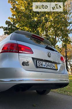 Универсал Volkswagen Passat 2012 в Стрые