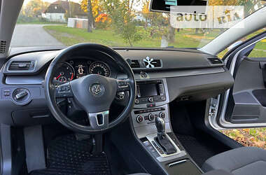 Универсал Volkswagen Passat 2012 в Стрые