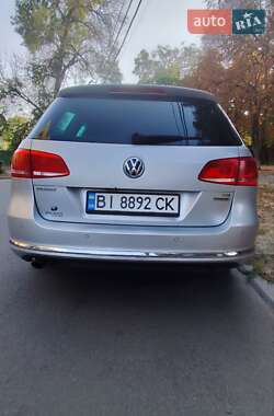 Універсал Volkswagen Passat 2012 в Полтаві