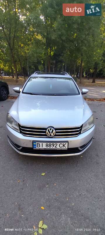 Універсал Volkswagen Passat 2012 в Полтаві