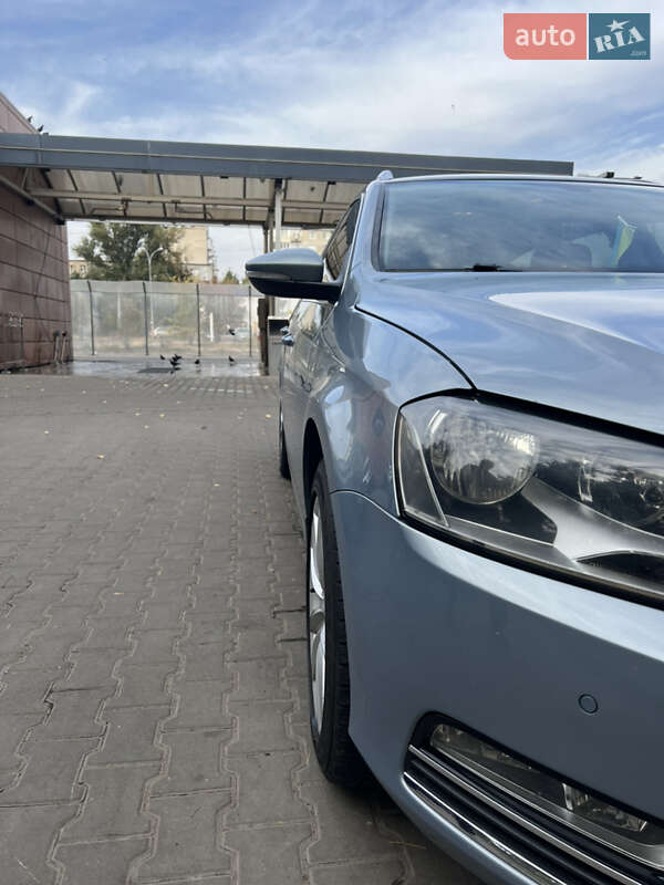 Универсал Volkswagen Passat 2013 в Шостке
