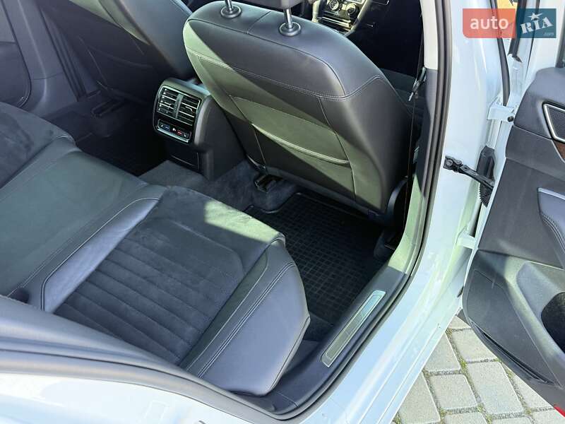 Седан Volkswagen Passat 2016 в Одессе