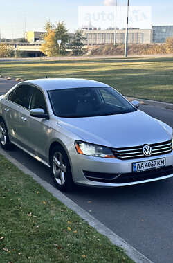 volkswagen passat 2013 в Київ від професійного продавця Владислав