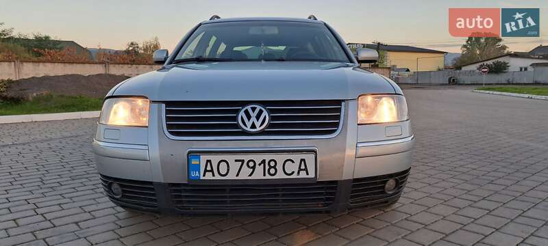 Універсал Volkswagen Passat 2003 в Іршаві