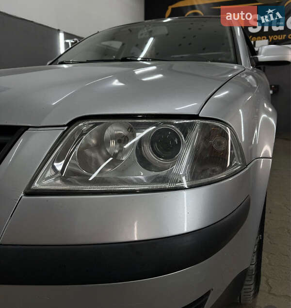 Седан Volkswagen Passat 2001 в Львові