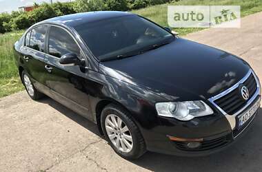 Седан Volkswagen Passat 2008 в Ужгороді