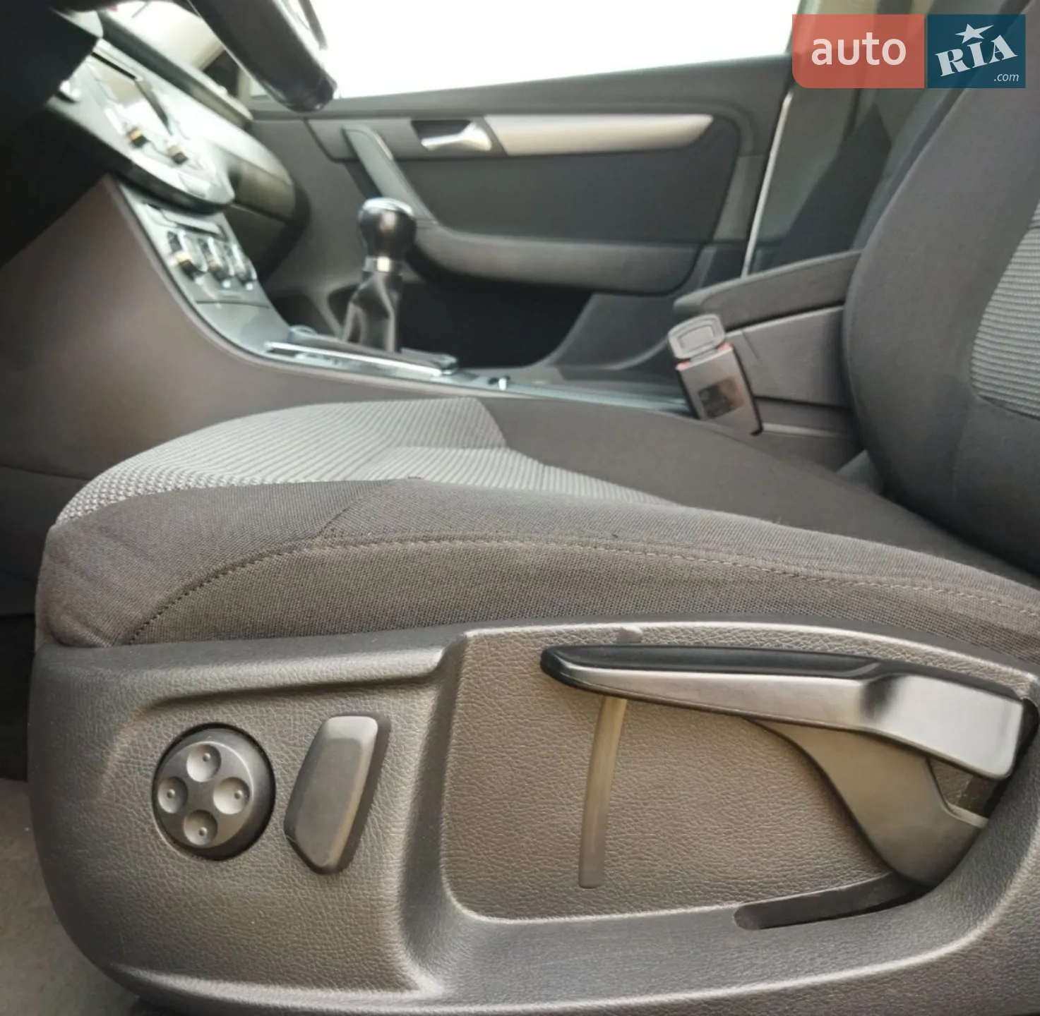 2012 Volkswagen Passat - мініатюра 12