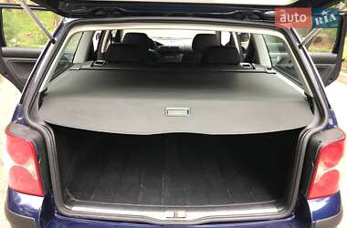 Универсал Volkswagen Passat 2001 в 