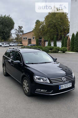 Універсал Volkswagen Passat 2014 в Кропивницькому