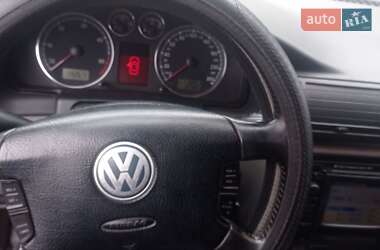 Универсал Volkswagen Passat 2004 в 