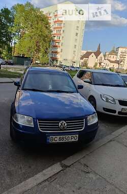 Універсал Volkswagen Passat 2001 в Новояворівську