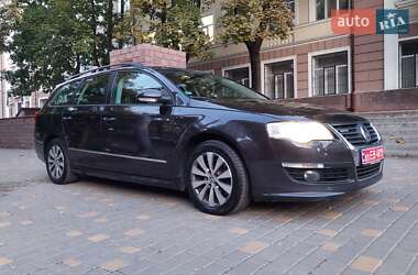 Универсал Volkswagen Passat 2010 в Одессе