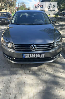 Седан Volkswagen Passat 2013 в Измаиле