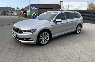 Универсал Volkswagen Passat 2017 в Ужгороде