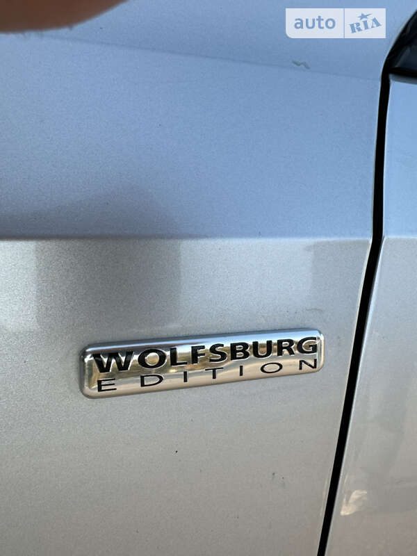 Седан Volkswagen Passat 2014 в Обухові