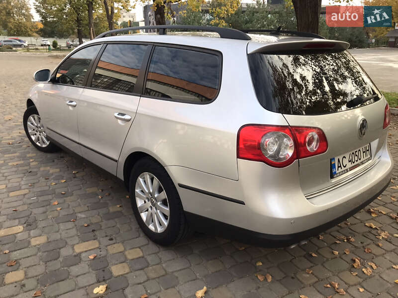 Універсал Volkswagen Passat 2008 в Луцьку