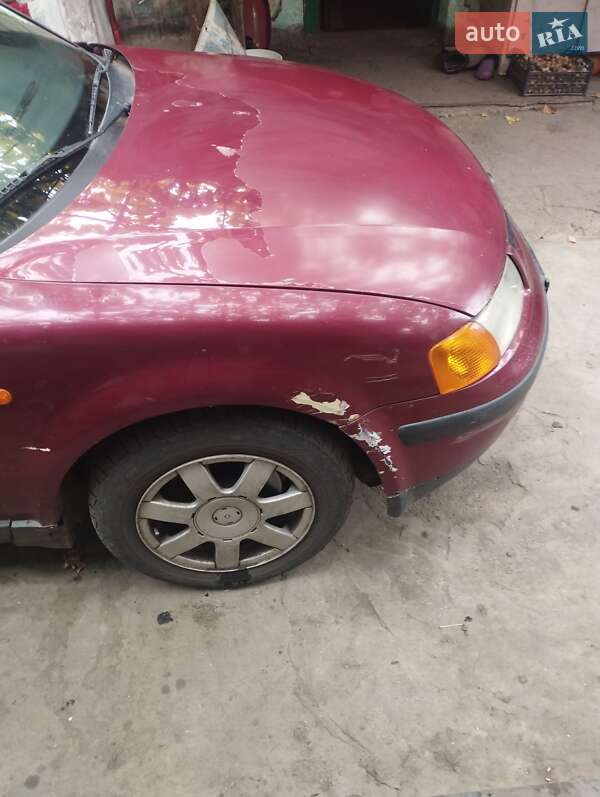 Универсал Volkswagen Passat 1998 в Арбузинке