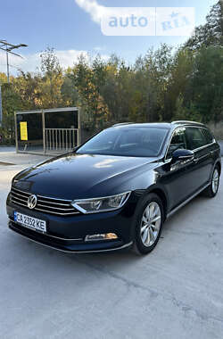 Універсал Volkswagen Passat 2017 в Києві