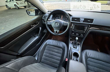 Седан Volkswagen Passat 2013 в Днепре