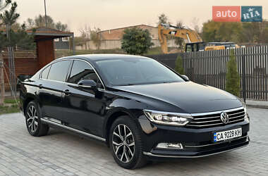 Седан Volkswagen Passat 2019 в Умани