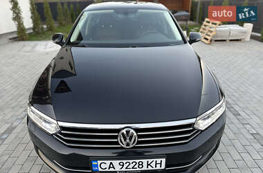 Седан Volkswagen Passat 2019 в Умани