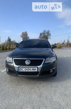 Универсал Volkswagen Passat 2006 в Мостиске