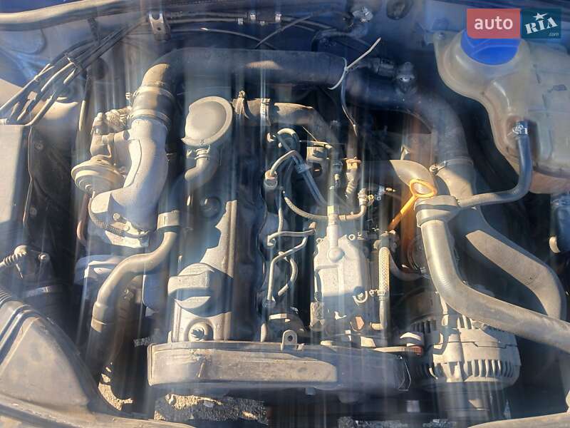 Седан Volkswagen Passat 1998 в Виньковцах