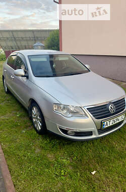 Седан Volkswagen Passat 2010 в Івано-Франківську