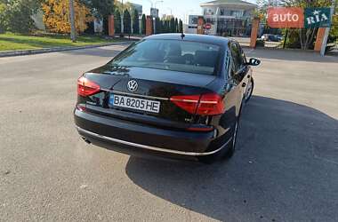 Седан Volkswagen Passat 2016 в Александрие