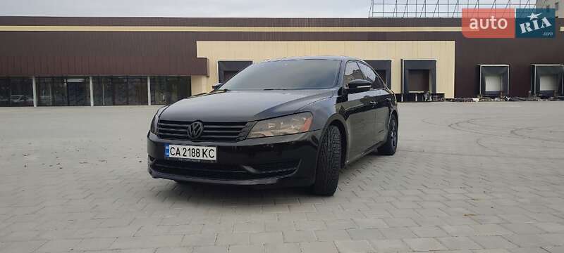 Седан Volkswagen Passat 2013 в Черкассах