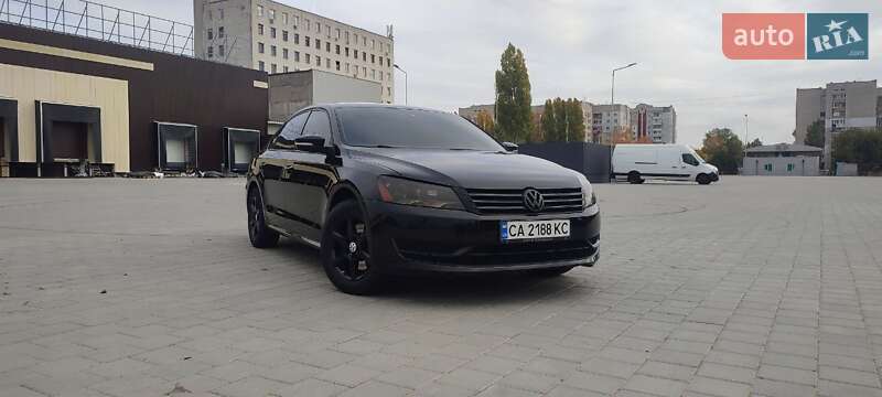 Седан Volkswagen Passat 2013 в Черкассах