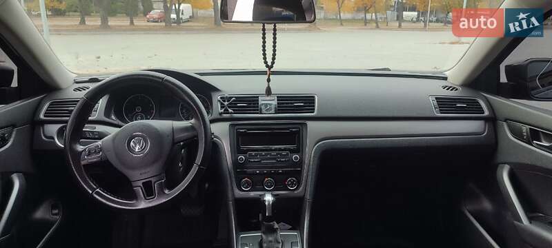 Седан Volkswagen Passat 2013 в Черкассах