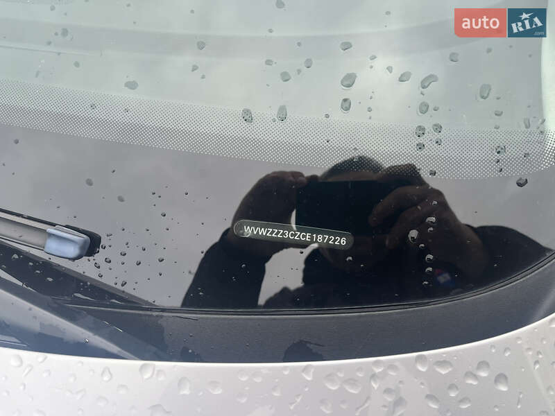 Универсал Volkswagen Passat 2012 в Самборе