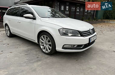 Універсал Volkswagen Passat 2011 в Славуті