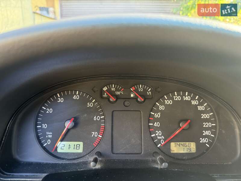 Универсал Volkswagen Passat 1998 в Мукачево
