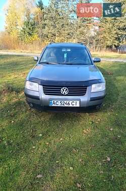 Універсал Volkswagen Passat 2002 в Ковелі