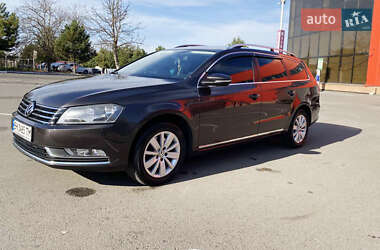 Универсал Volkswagen Passat 2011 в Одессе