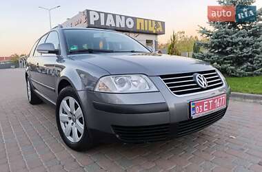 Універсал Volkswagen Passat 2005 в Сарнах