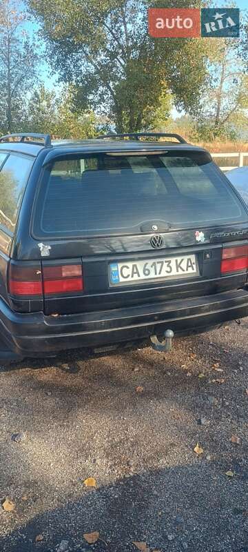 Универсал Volkswagen Passat 1993 в Черкассах фото 2 Универсал Volkswagen Passat 1993 в Черкассах